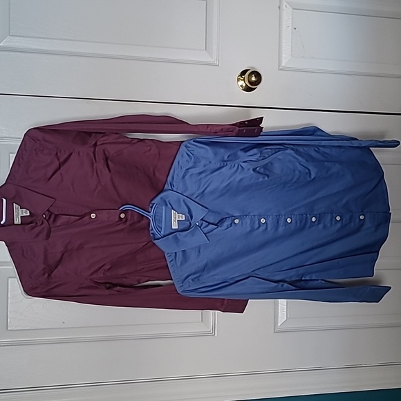 2 Banana Republic Blouses - Picture 2 of 7